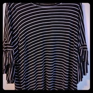 Black & white striped top